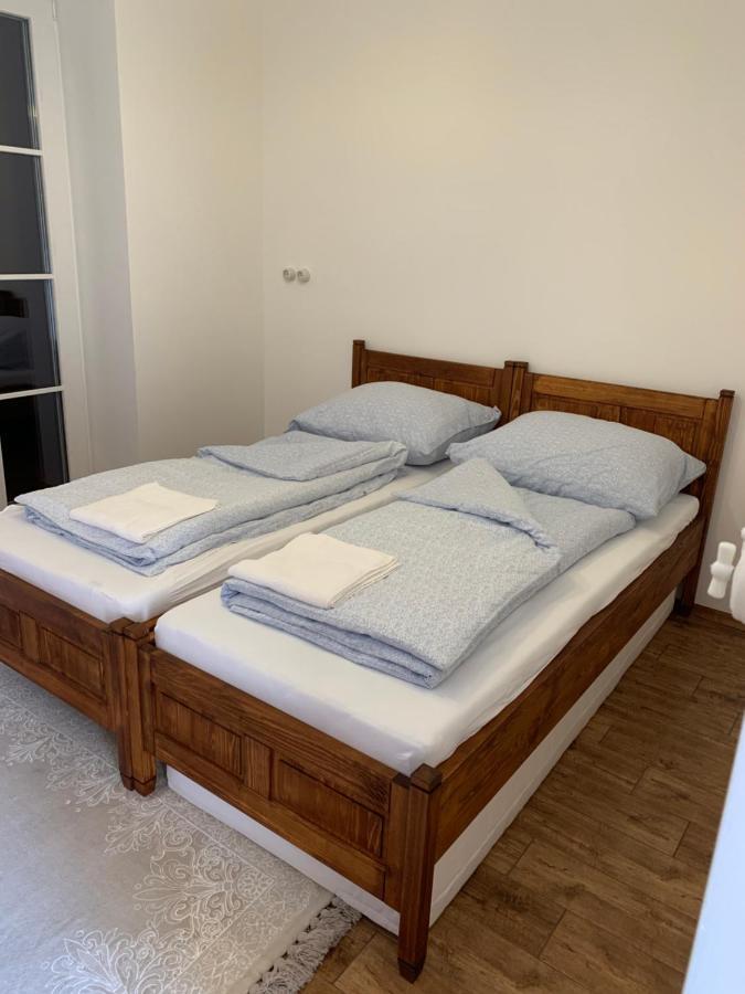 Szazesztendos Reveszhaz Apartman Szigetmonostor Dış mekan fotoğraf