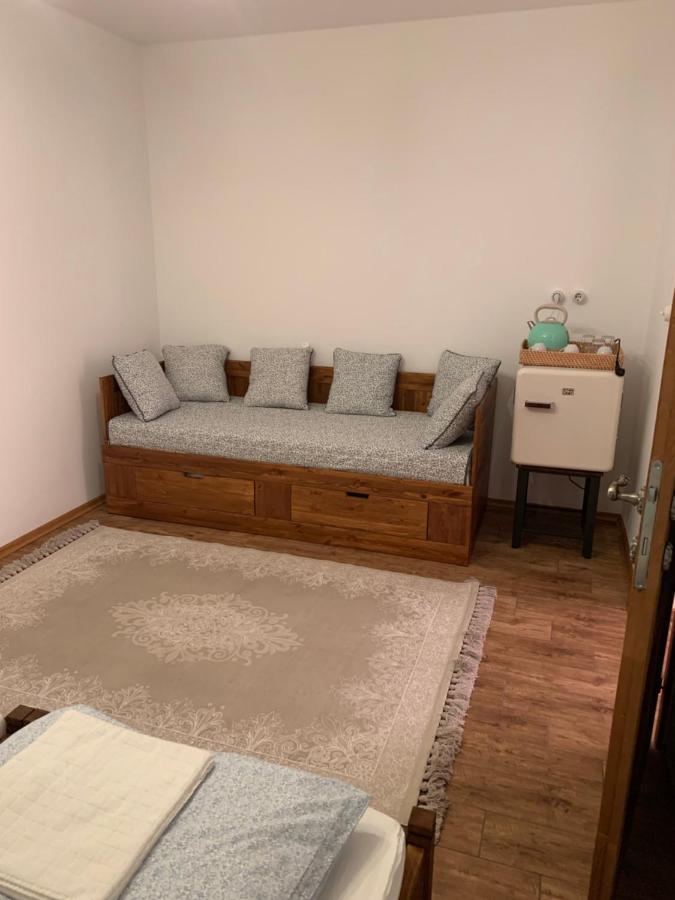 Szazesztendos Reveszhaz Apartman Szigetmonostor Dış mekan fotoğraf