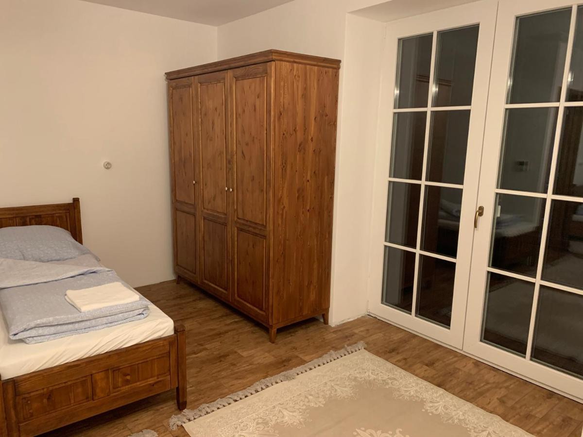Szazesztendos Reveszhaz Apartman Szigetmonostor Dış mekan fotoğraf