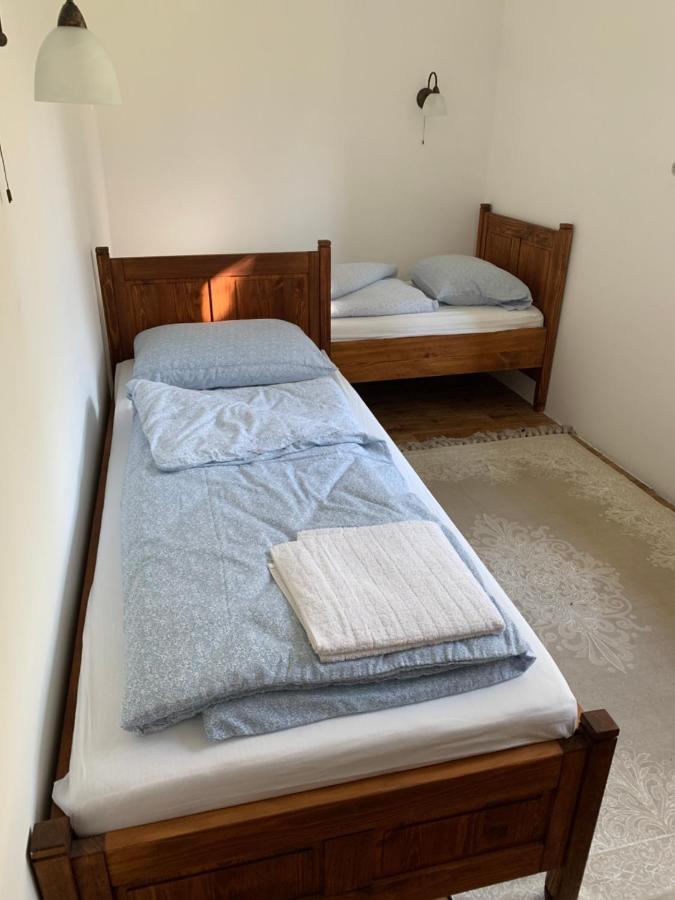 Szazesztendos Reveszhaz Apartman Szigetmonostor Dış mekan fotoğraf